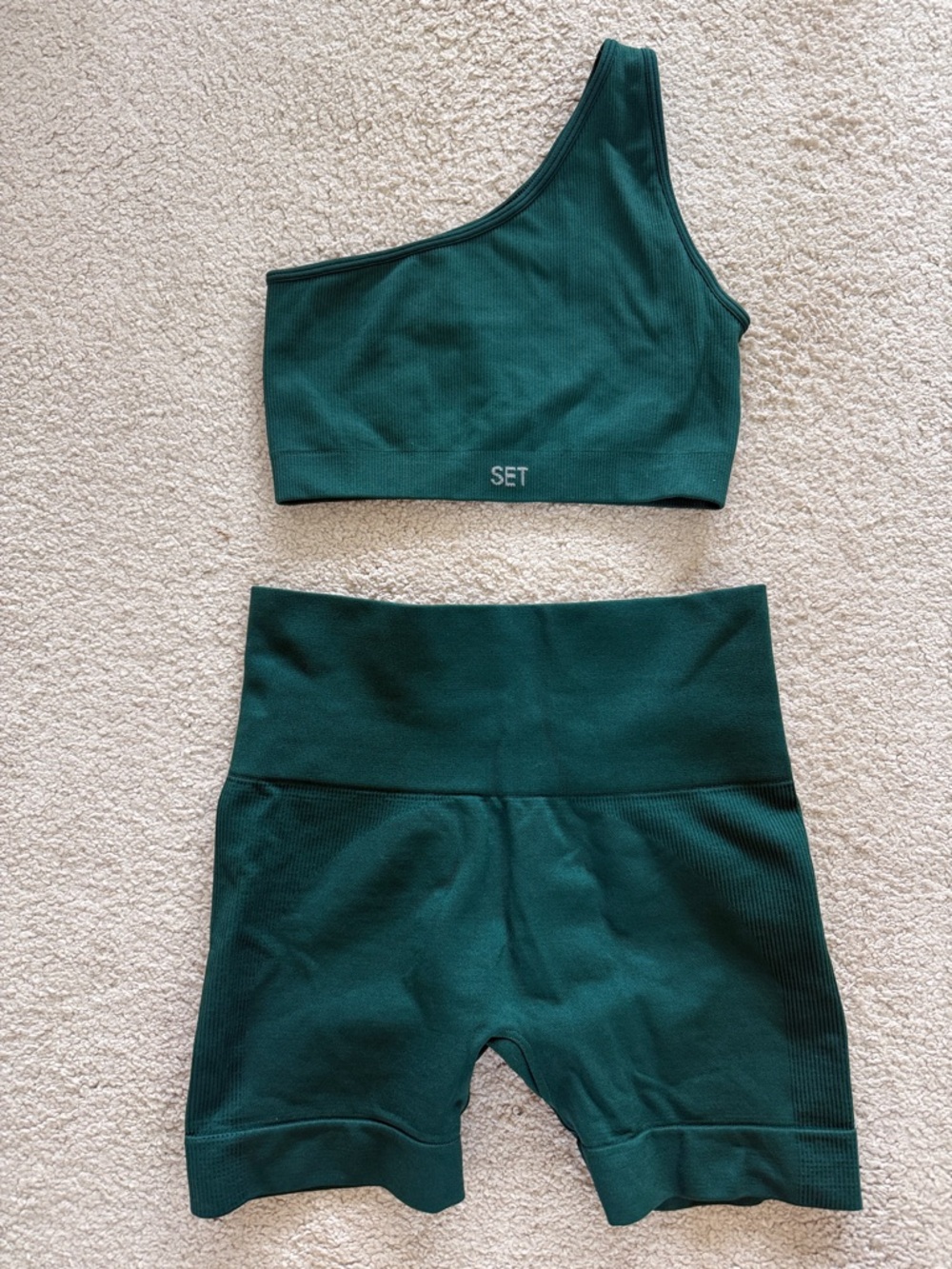 SET One-Shoulder Sports Bra & High-Waist Shorts — Deep Green